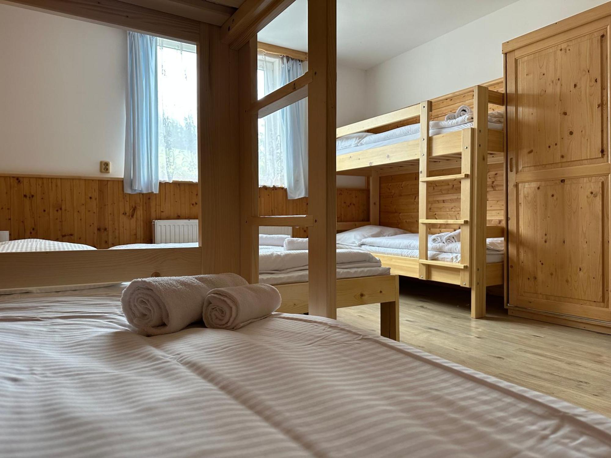 Horsky Hotel Kycerka Velké Karlovice Eksteriør bilde