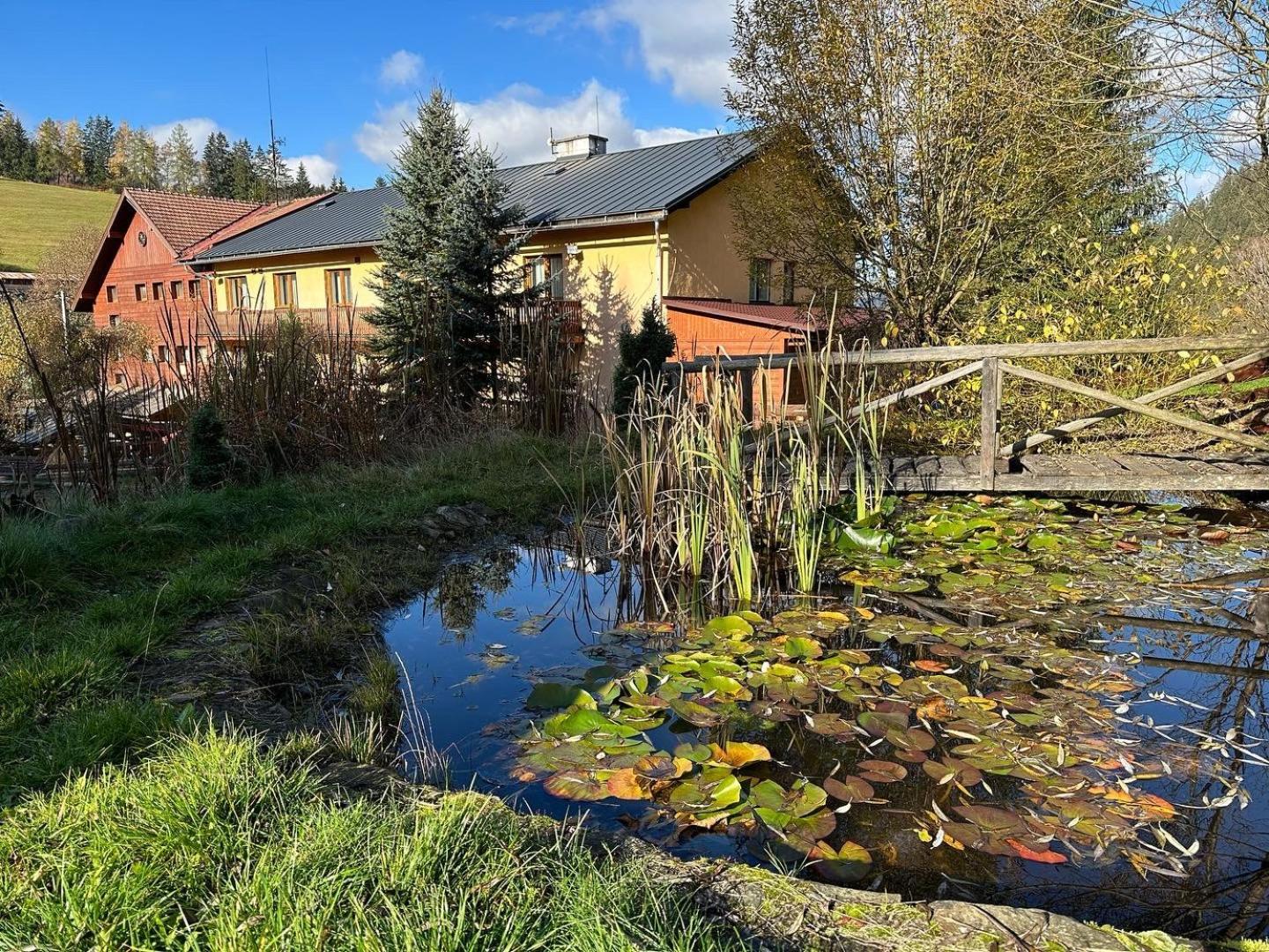Horsky Hotel Kycerka Velké Karlovice Eksteriør bilde